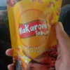 Makaroni Mini Keju ini tekstur nya renyah, cocok untuk yang hobi makan makanan manis.